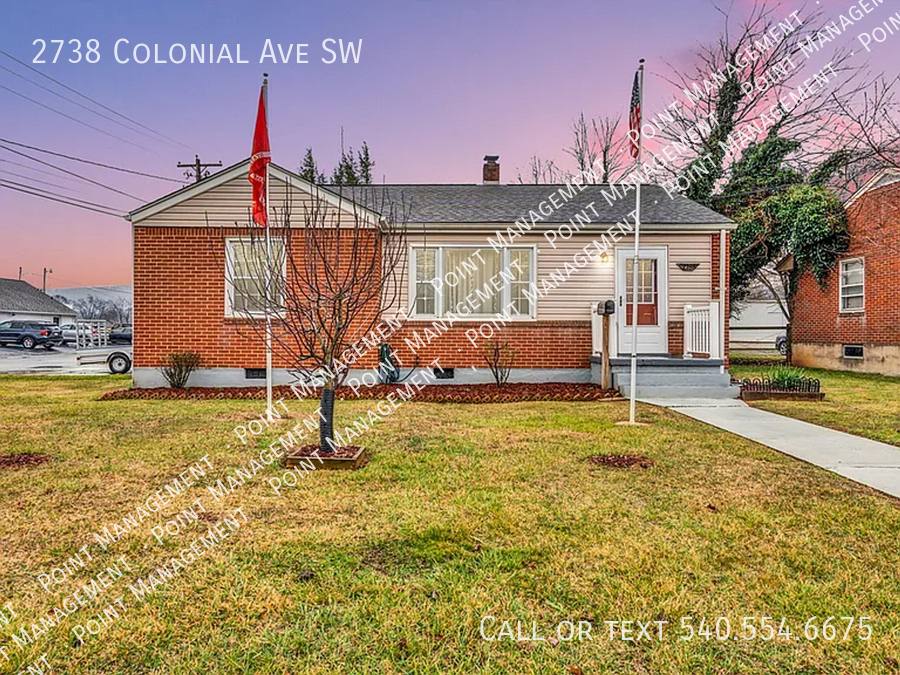 House for rent at 2738 Colonial Ave SW, Roanoke, VA 24015