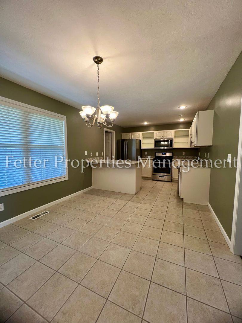 House for rent at 4595 Miranda Dr, Newburgh, IN 47630