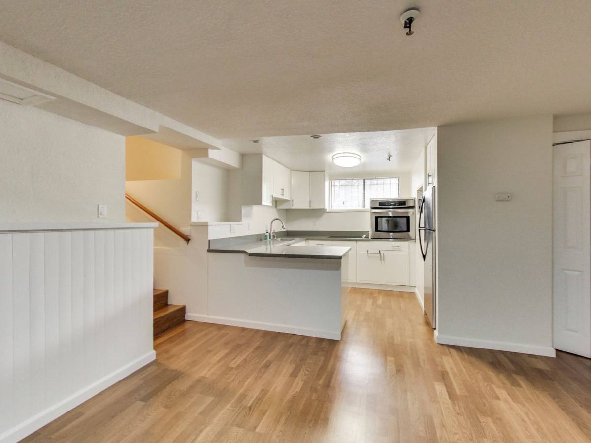 Apartment for rent at 193B Henry St, San Francisco, CA 94114