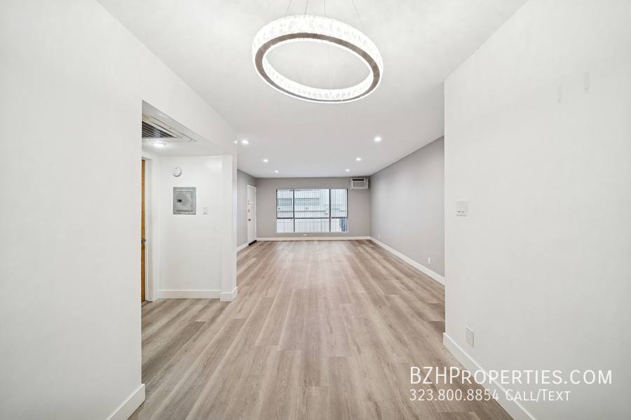 Apartment for rent at 326 S Serrano Ave #4B, Los Angeles, CA 90020