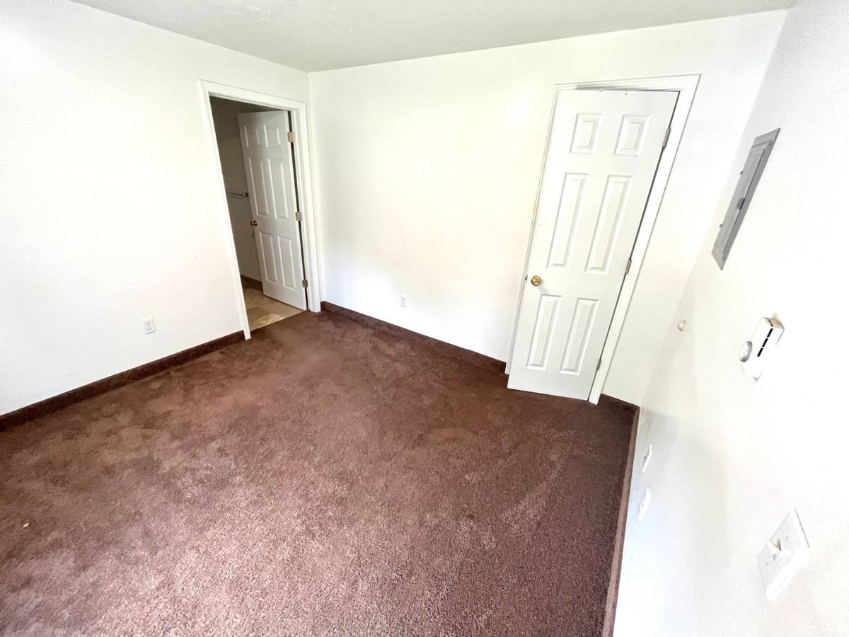 Apartment for rent at 6592 Buffalo Rd, Harborcreek, PA 16421