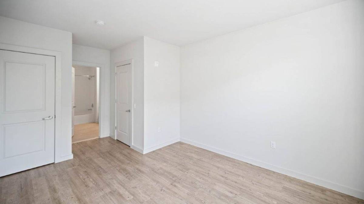Apartment for rent at 411 N Ave W, Westfield, NJ 07090