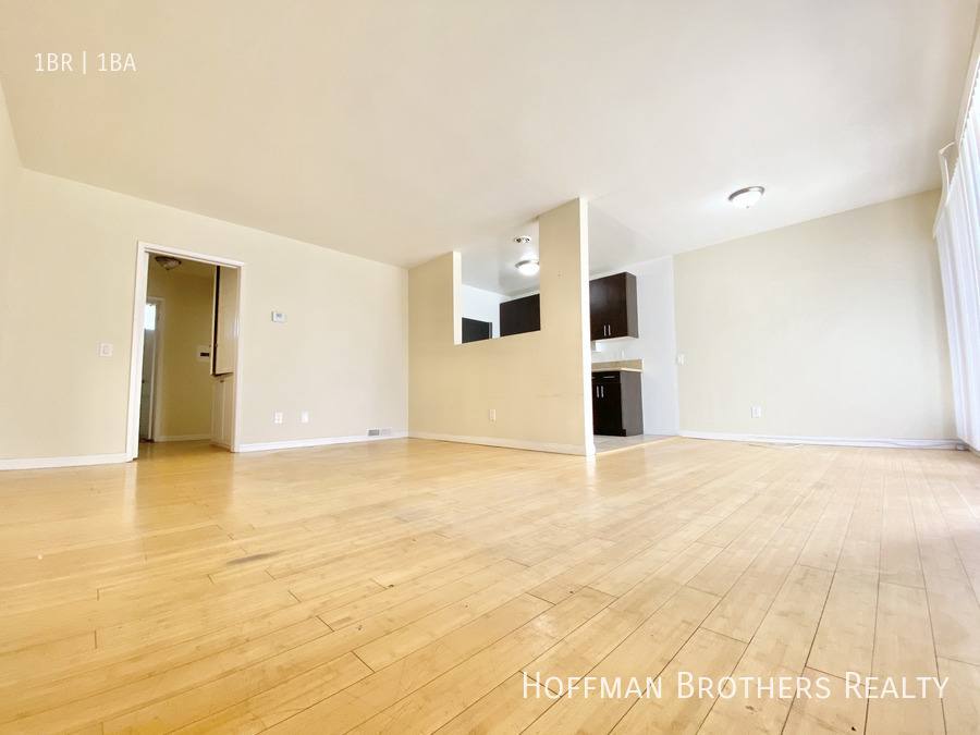Apartment for rent at 1326 N Flores St #12, West Hollywood, CA 90069