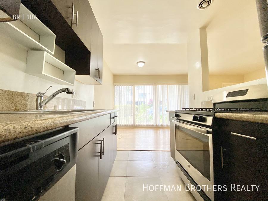 Apartment for rent at 1326 N Flores St #12, West Hollywood, CA 90069