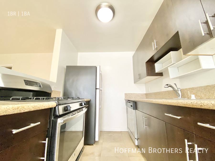 Apartment for rent at 1326 N Flores St #12, West Hollywood, CA 90069