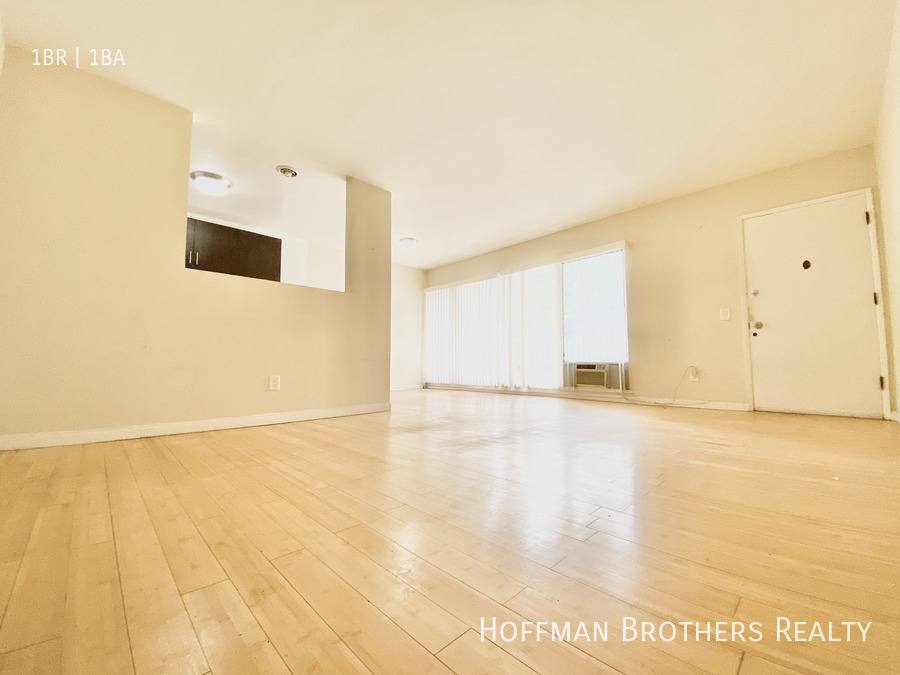 Apartment for rent at 1326 N Flores St #12, West Hollywood, CA 90069