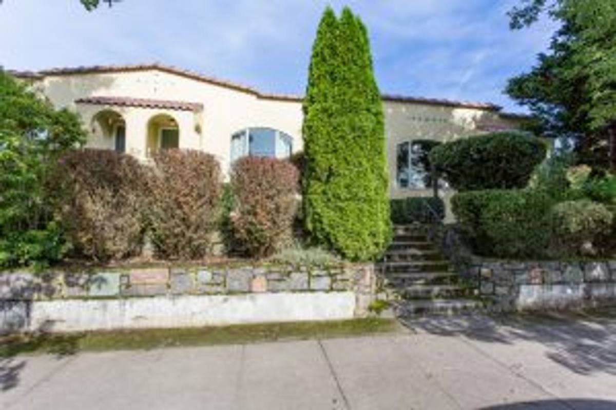 Apartment for rent at 3443 SE Madison St, Portland, OR 97214