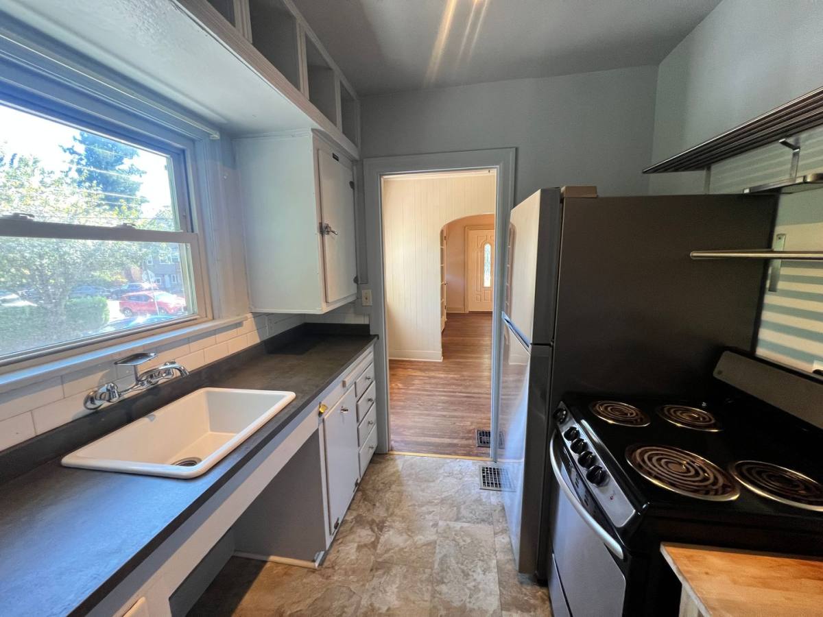 Apartment for rent at 3443 SE Madison St, Portland, OR 97214
