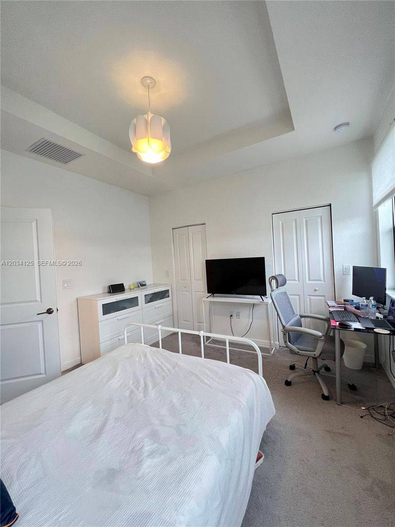 Townhouse for rent at 20610 NE 5th Place, Miami, FL 33179