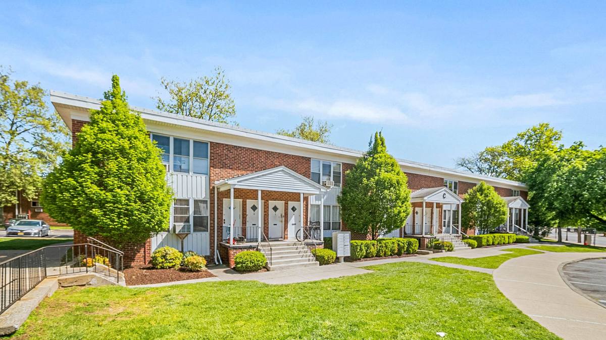 Apartment for rent at 35 Flagler & MLK Ave, Morristown, NJ 07960
