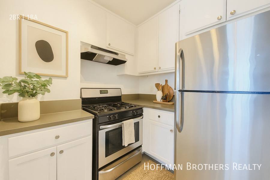Apartment for rent at 5011 Monte Vista St #307, Los Angeles, CA 90042