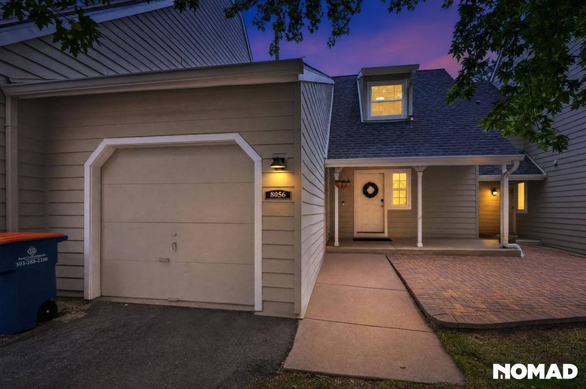 Townhouse for rent at 8056 S Vermejo Peak, Littleton, CO 80127
