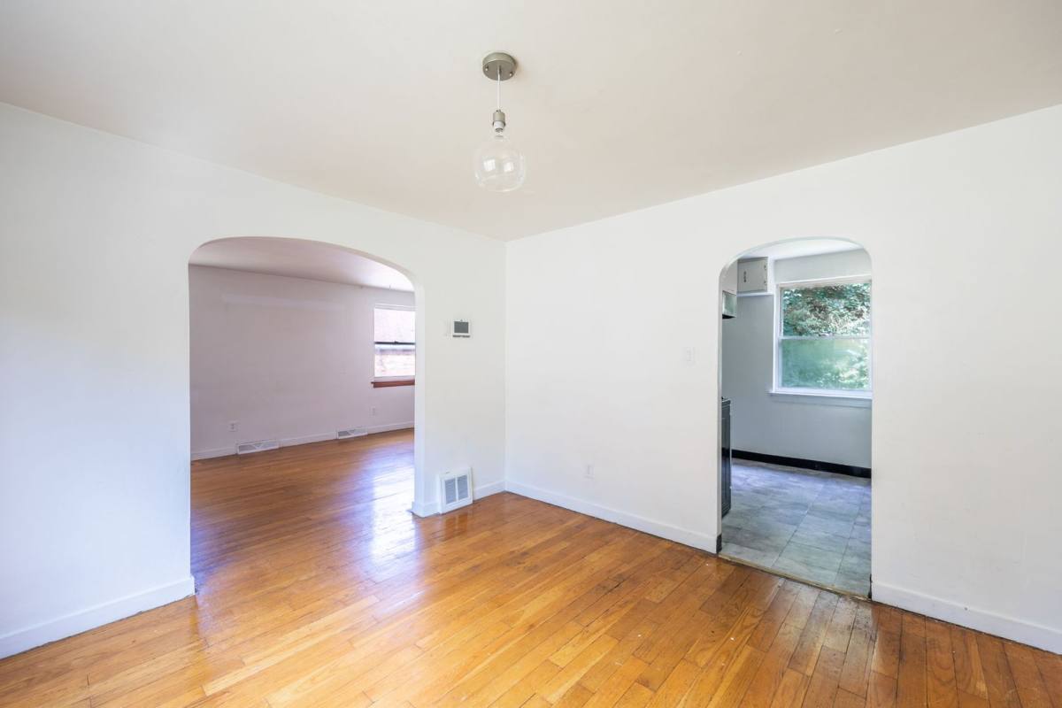 House for rent at 9717 Glendale Rd, Pittsburgh, PA 15235