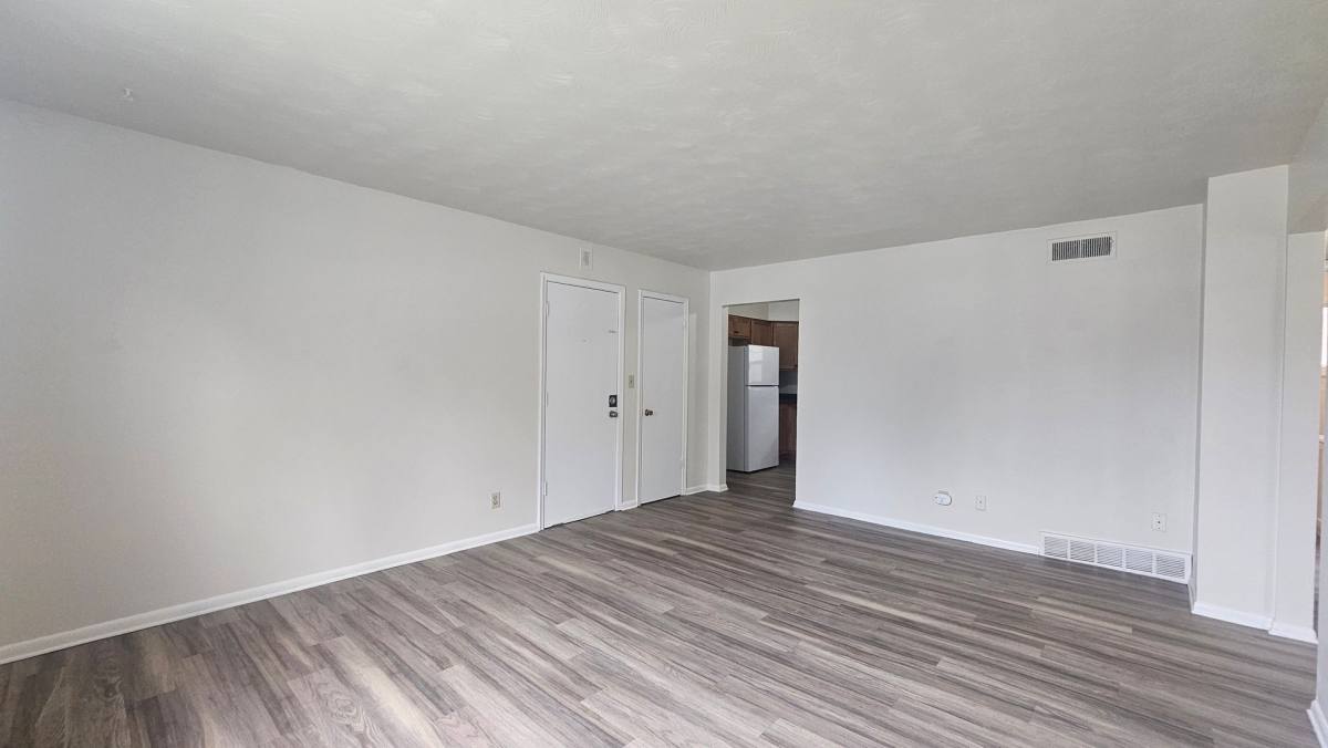 Apartment for rent at 4844 Taylor St, Omaha, NE 68104