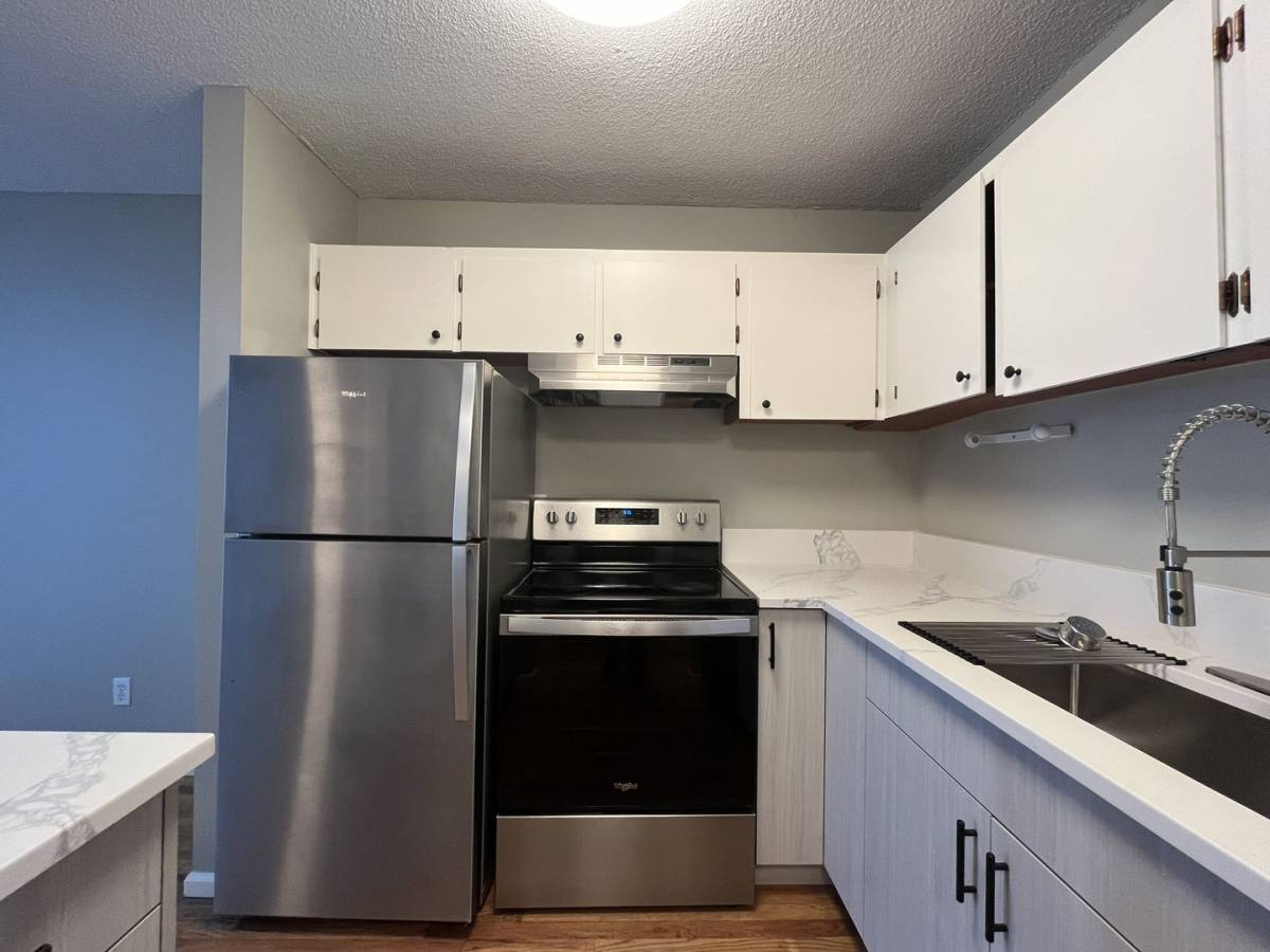 Apartment for rent at 15827 NE Glisan St, Portland, OR 97230