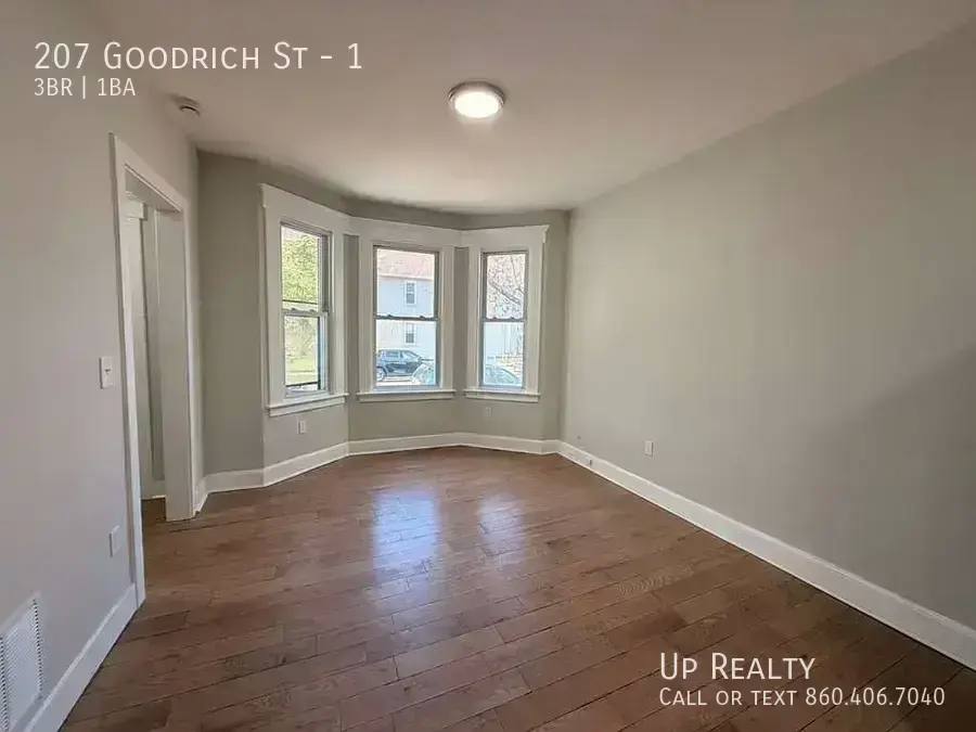 Apartment for rent at 207 Goodrich St #1, Hamden, CT 06517