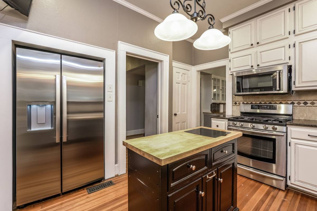 House for rent at 340 W End Blvd, Winston Salem, NC 27101