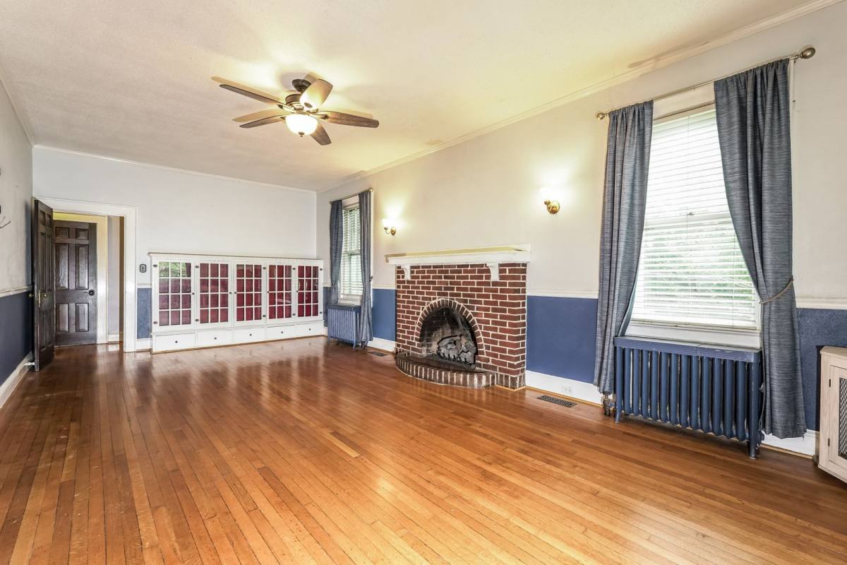 House for rent at 340 W End Blvd, Winston Salem, NC 27101