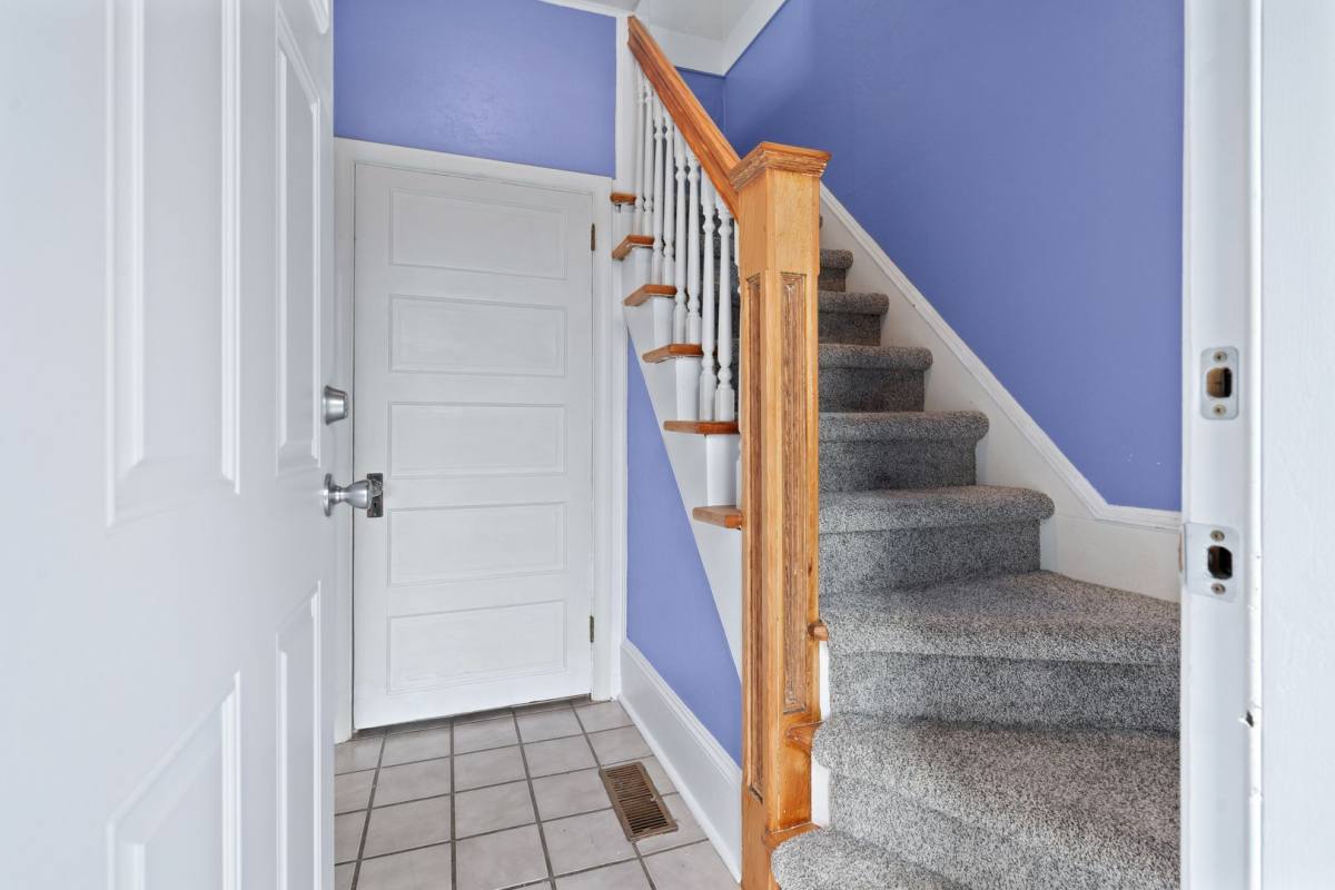 House for rent at 1242 8th St, Bremerton, WA 98337