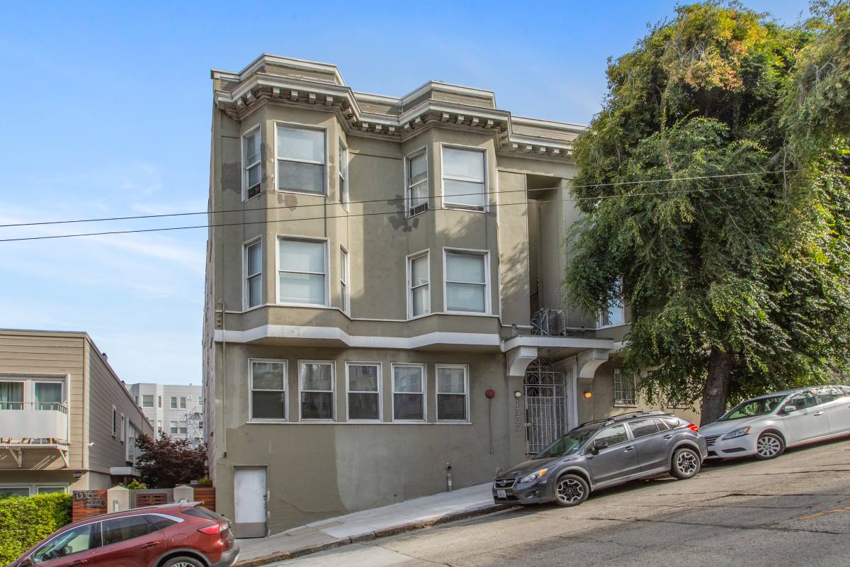 Apartment for rent at 1330 Union St #4, San Francisco, CA 94109