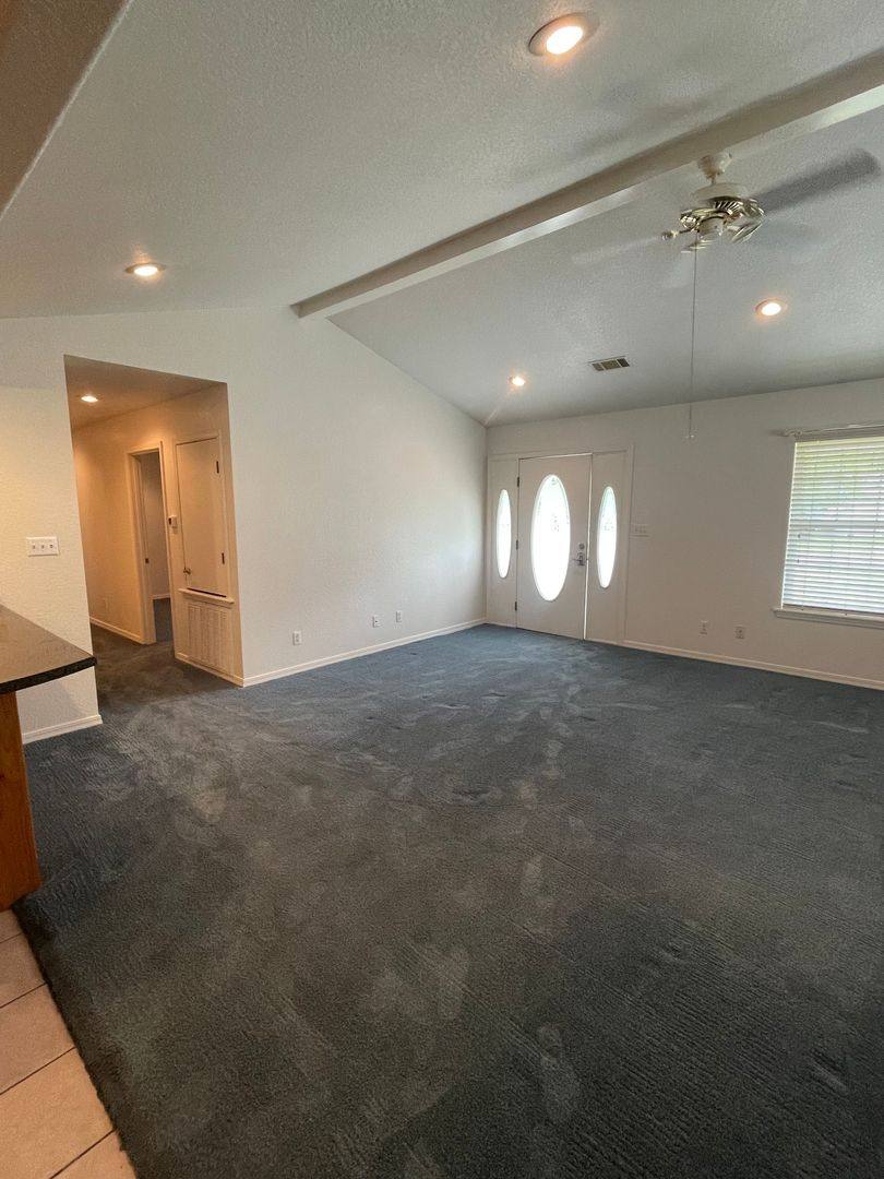 House for rent at 701 N 4th St, Dardanelle, AR 72834