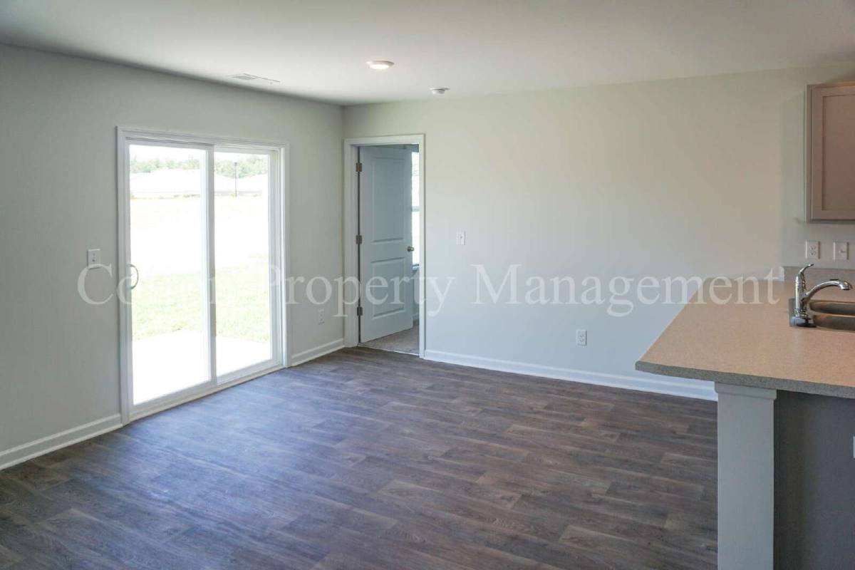 House for rent at 602 Draymore Dr NE, Leland, NC 28451