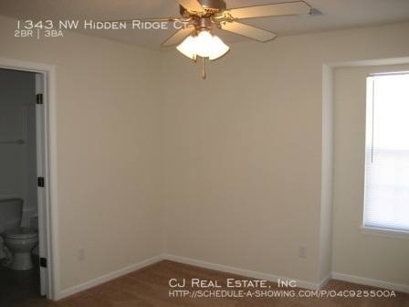 Townhouse for rent at 1343 NW Hidden Ridge Court, Blue Springs, MO 64015