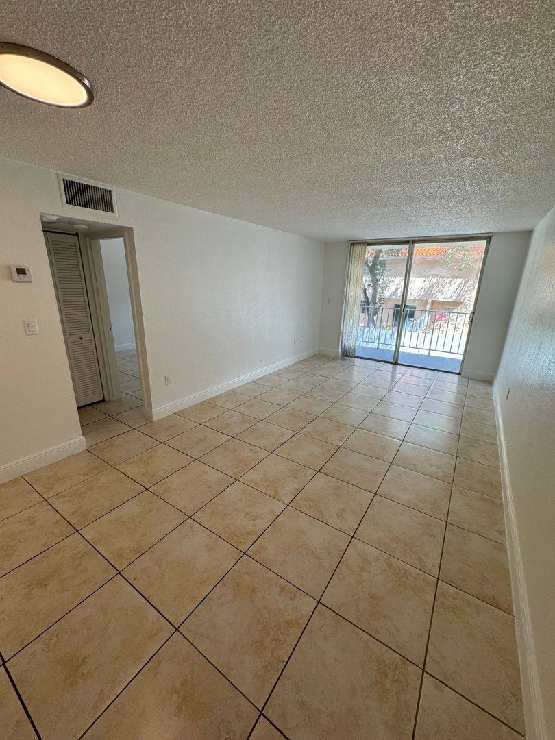 Apartment for rent at 1805 Sans Souci Blvd #116, Miami, FL 33181