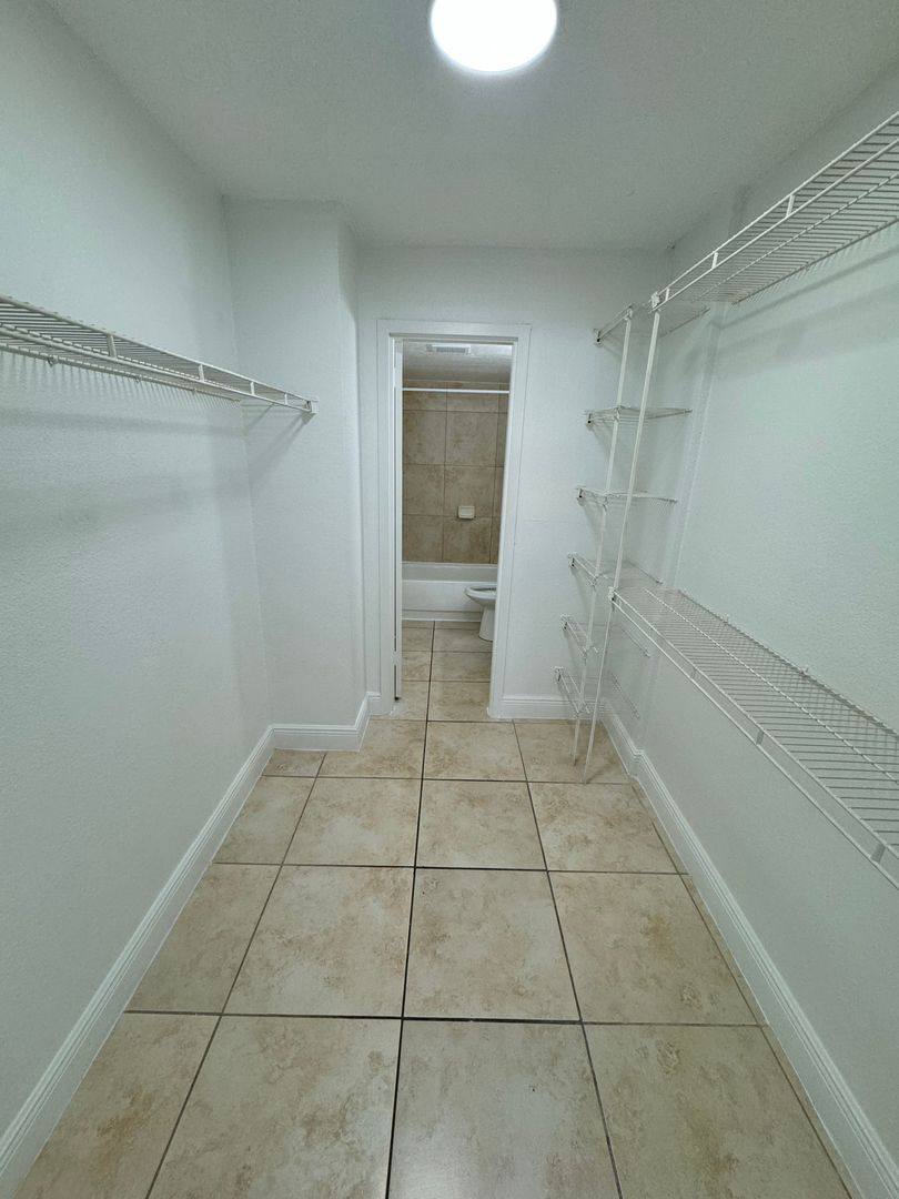 Apartment for rent at 1805 Sans Souci Blvd #116, Miami, FL 33181