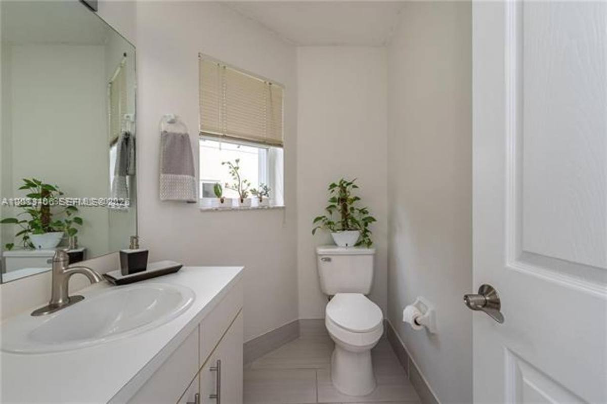 Townhouse for rent at 17079 NW 22nd St, Pembroke Pines, FL 33028