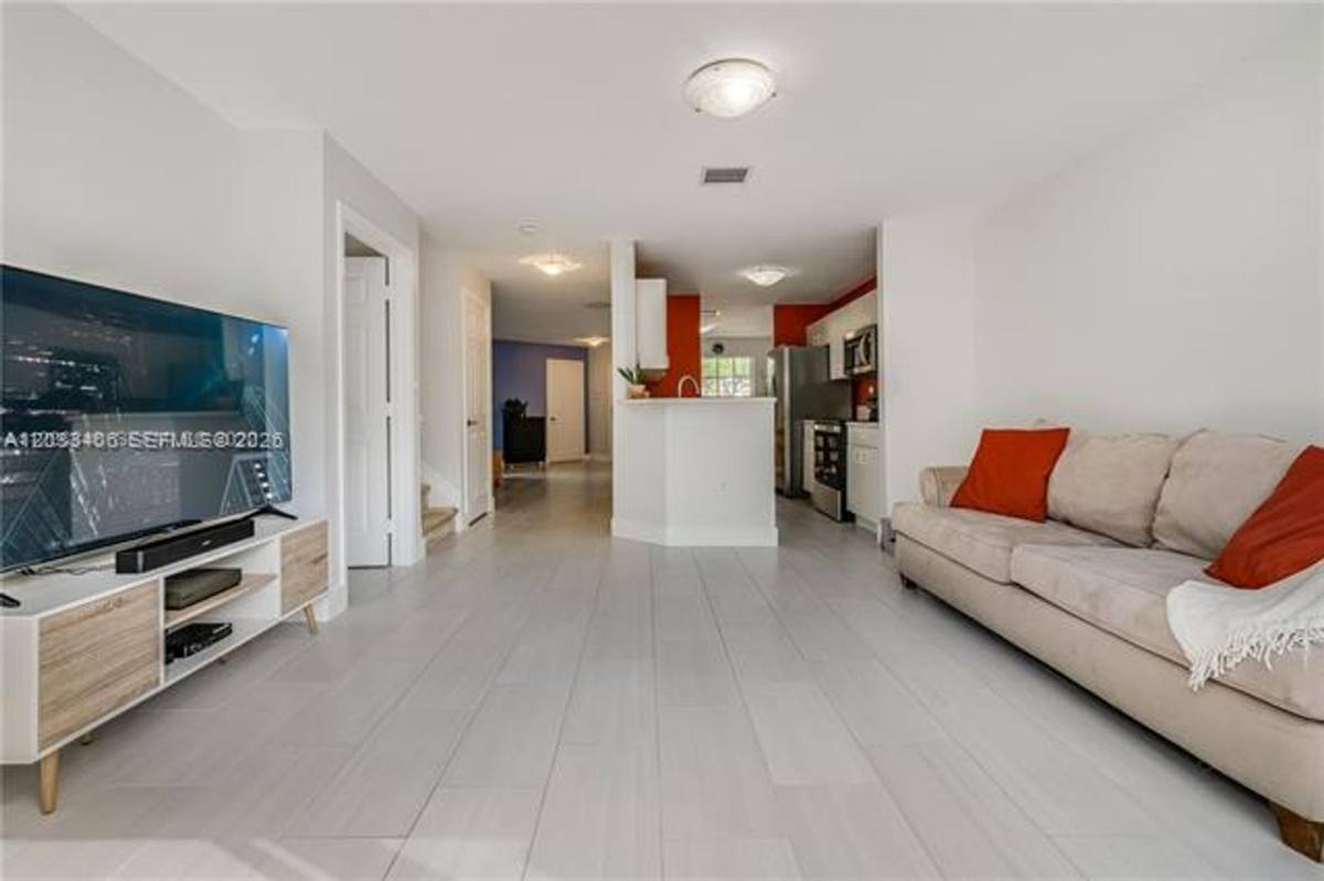 Townhouse for rent at 17079 NW 22nd St, Pembroke Pines, FL 33028