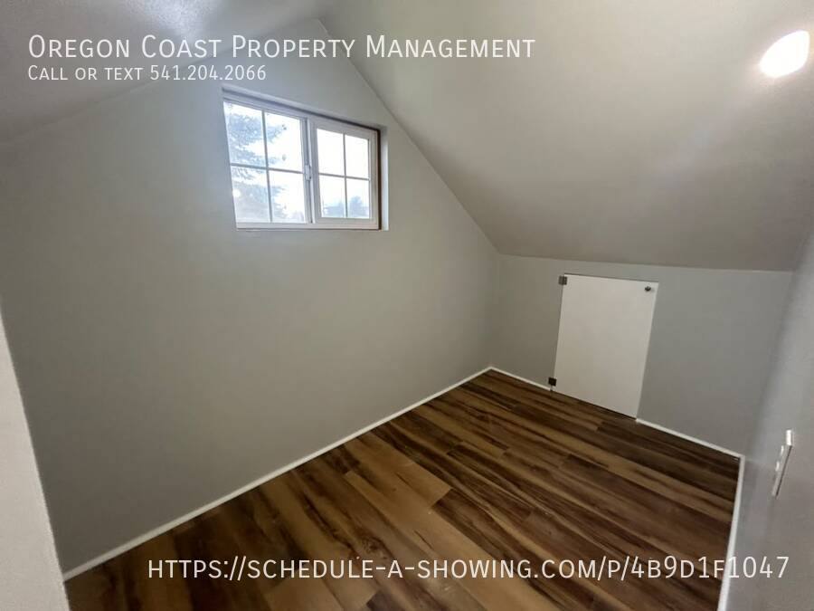 House for rent at 1410 4th St, Tillamook, OR 97141