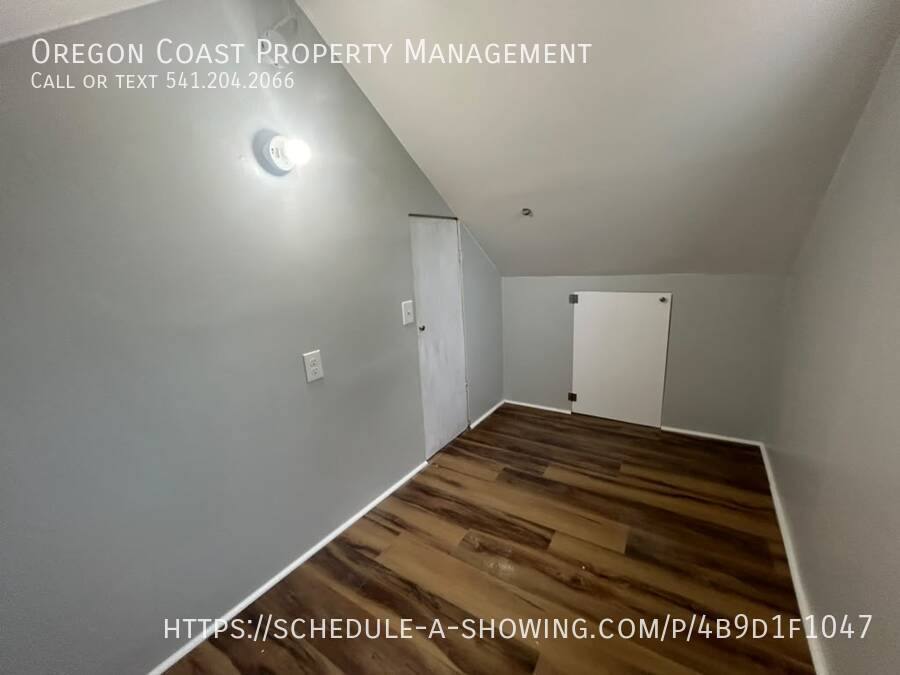 House for rent at 1410 4th St, Tillamook, OR 97141