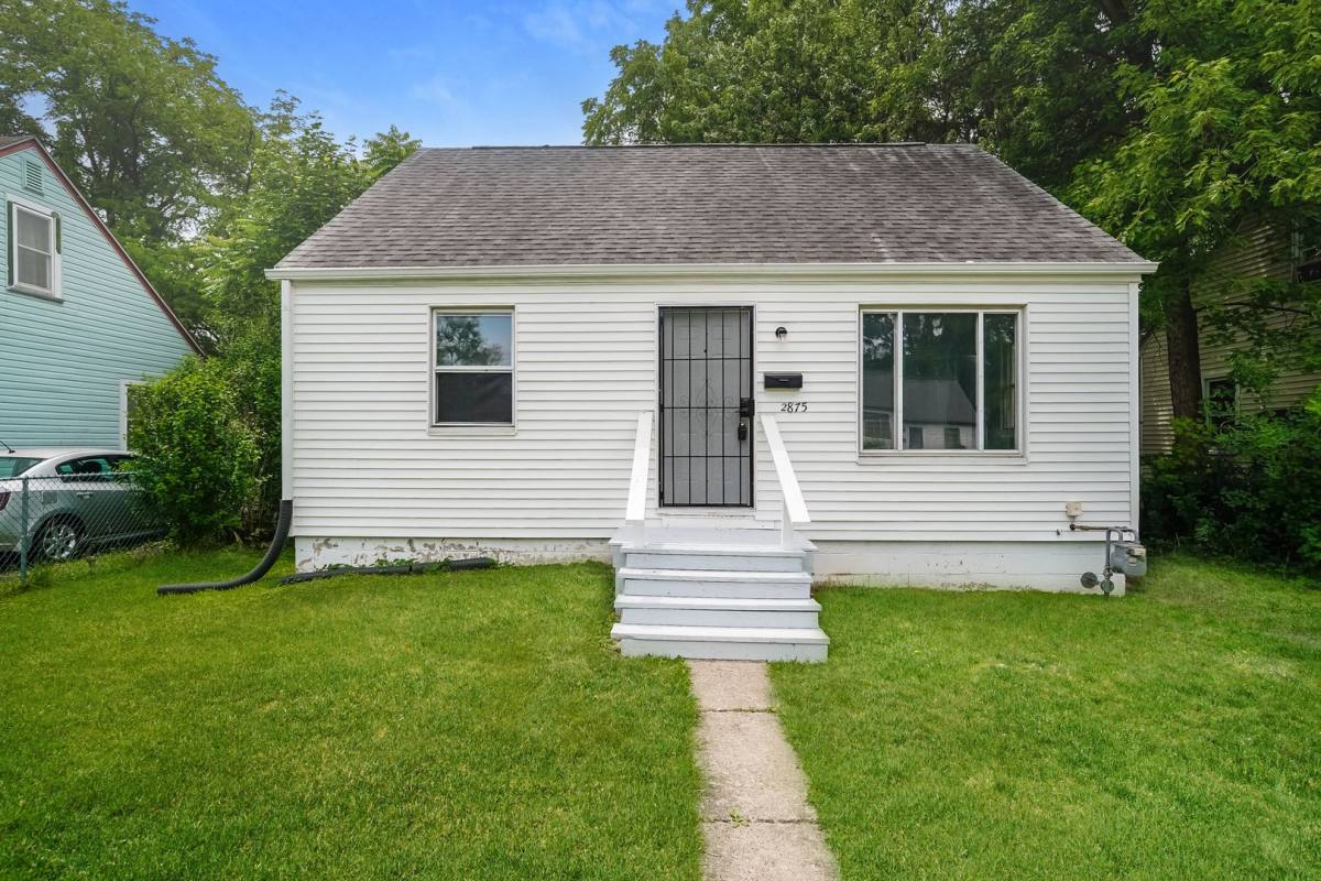 House for rent at 2875 E 12th Ave, Columbus, OH 43219