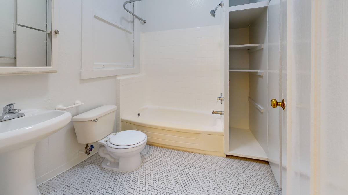 Apartment for rent at 980 Bush St #114, San Francisco, CA 94109