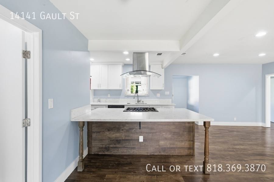 House for rent at 14141 Gault St, Van Nuys, CA 91405