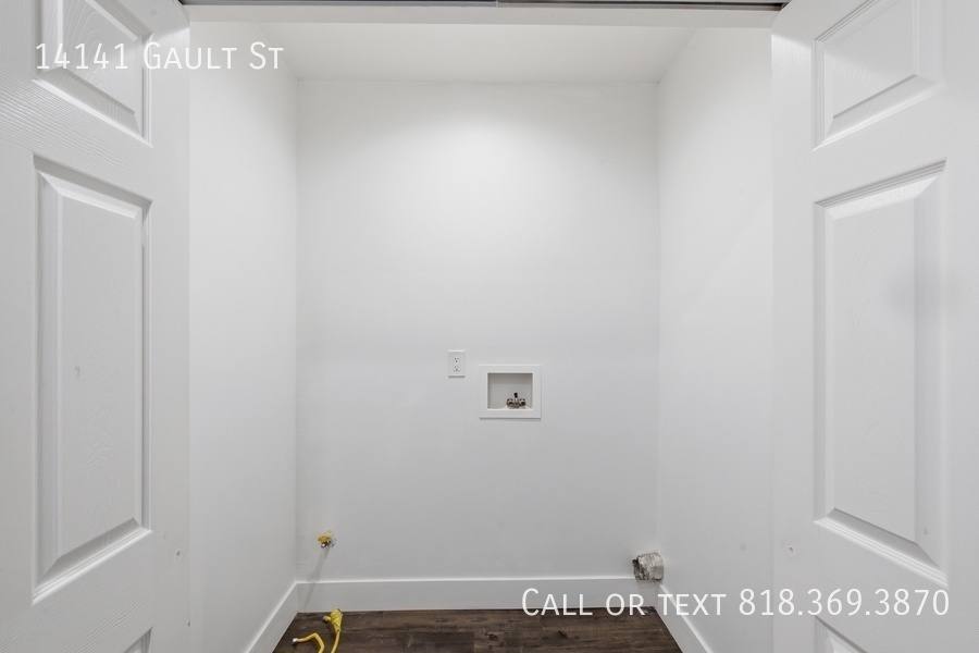 House for rent at 14141 Gault St, Van Nuys, CA 91405