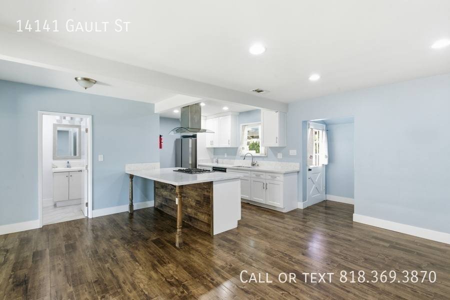 House for rent at 14141 Gault St, Van Nuys, CA 91405