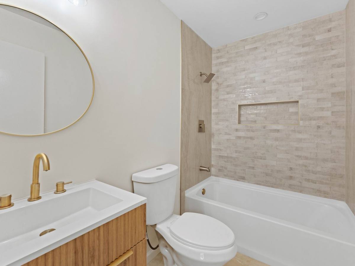 House for rent at 8117 Stow Rd, Pennsauken, NJ 08110