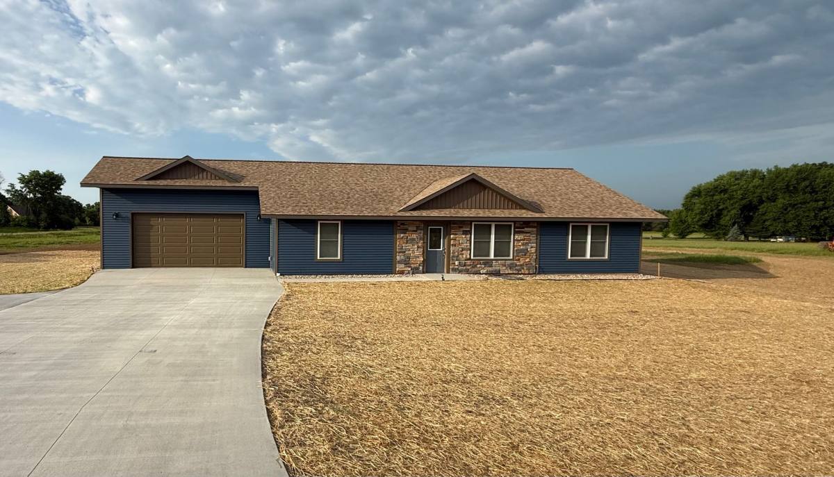 House for rent at 1123 S Gale Lane, Wisconsin Dells, WI 53965
