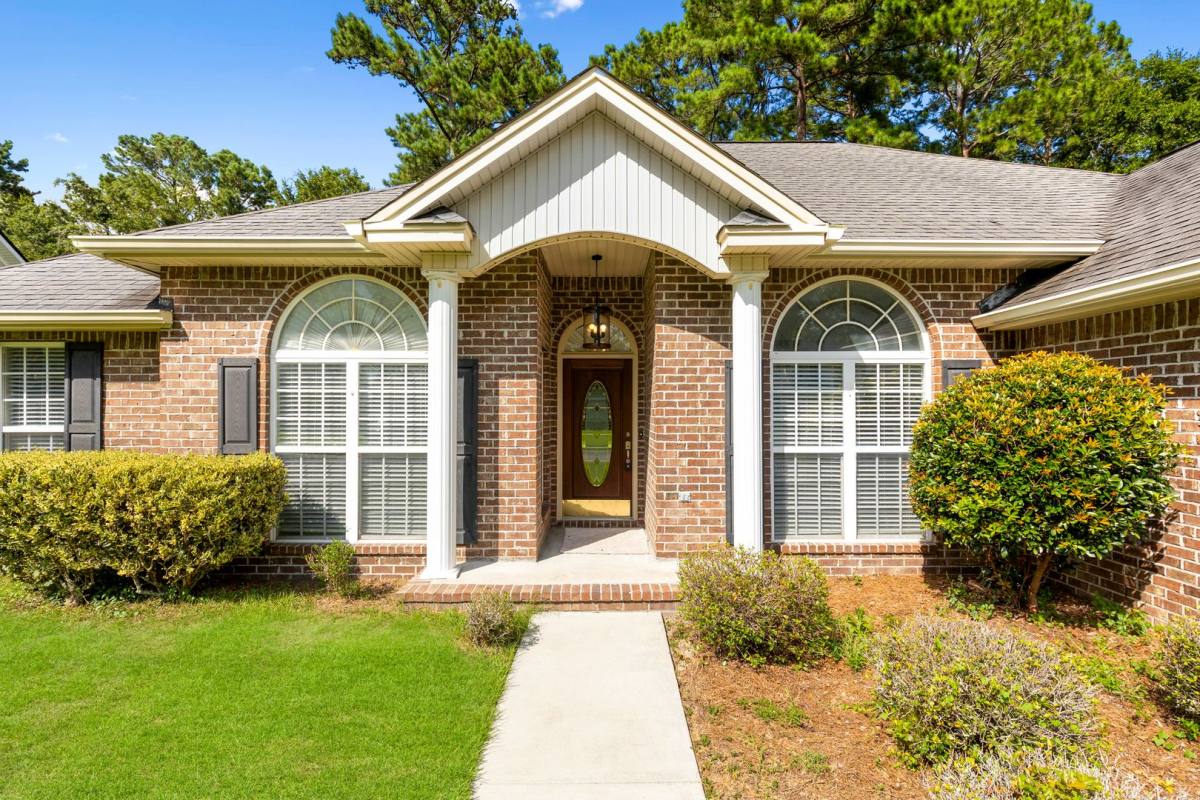 House for rent at 371 Marshview Dr, Richmond Hill, GA 31324