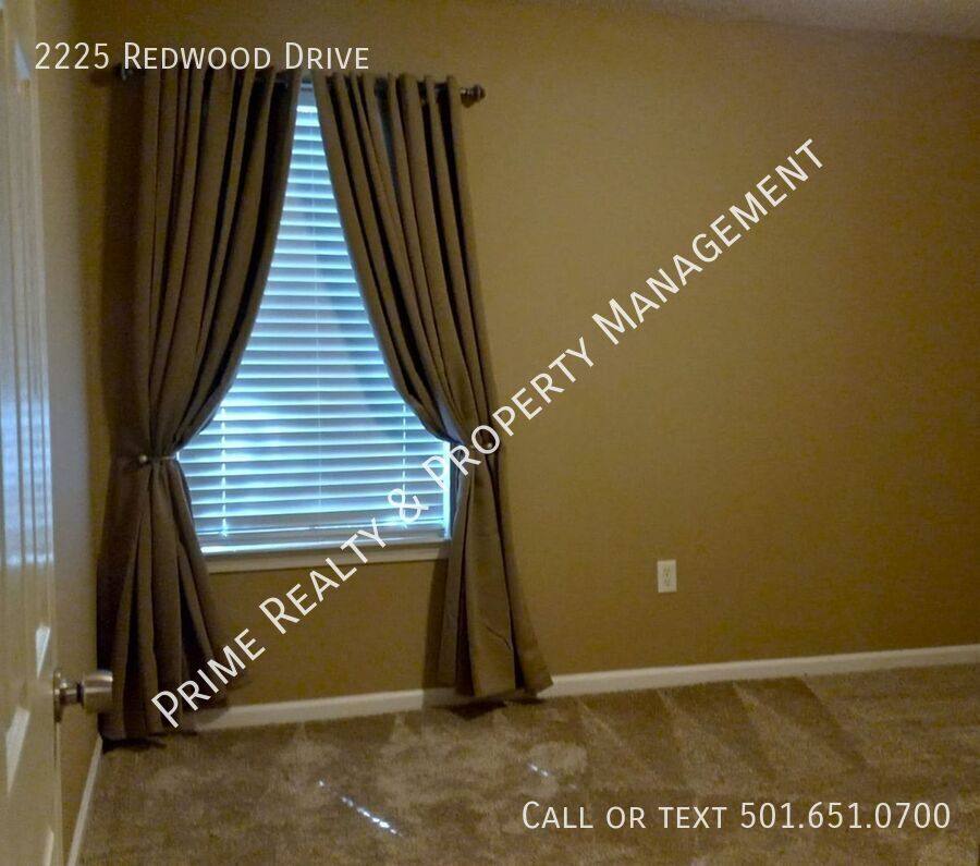House for rent at 2225 Redwood Dr, Benton, AR 72015