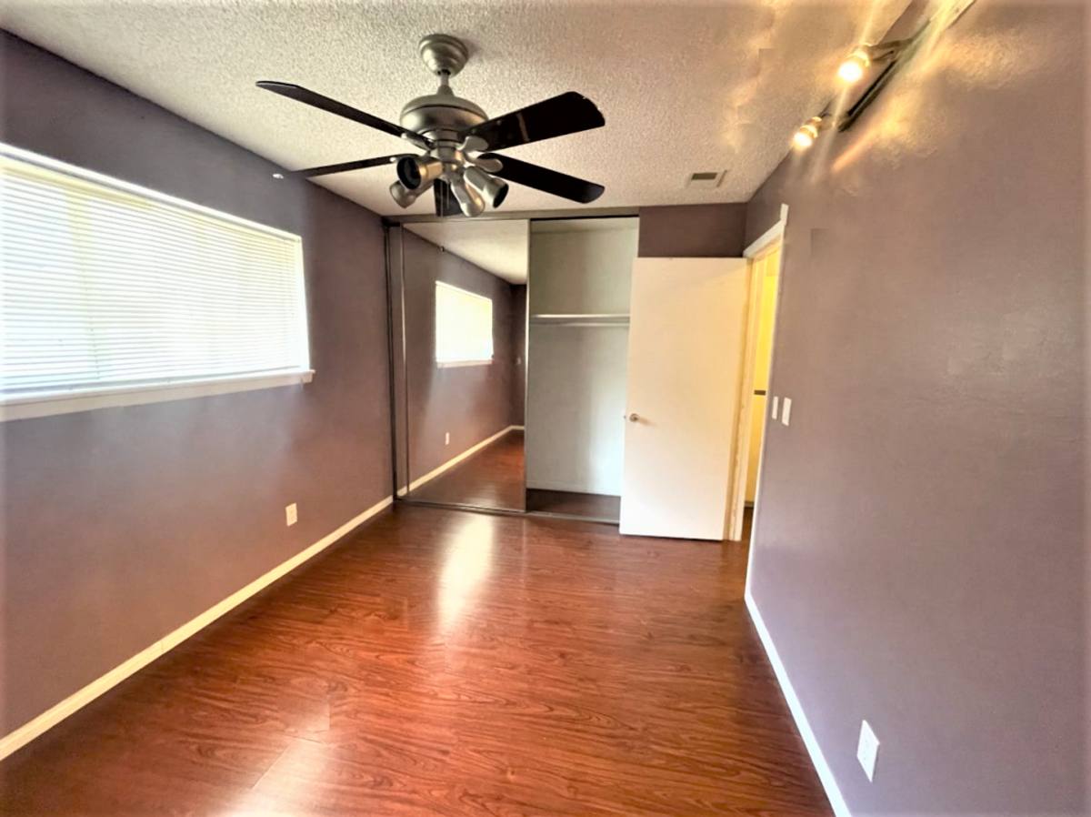 Apartment for rent at 2227 N Broadway E, Santa Ana, CA 92706