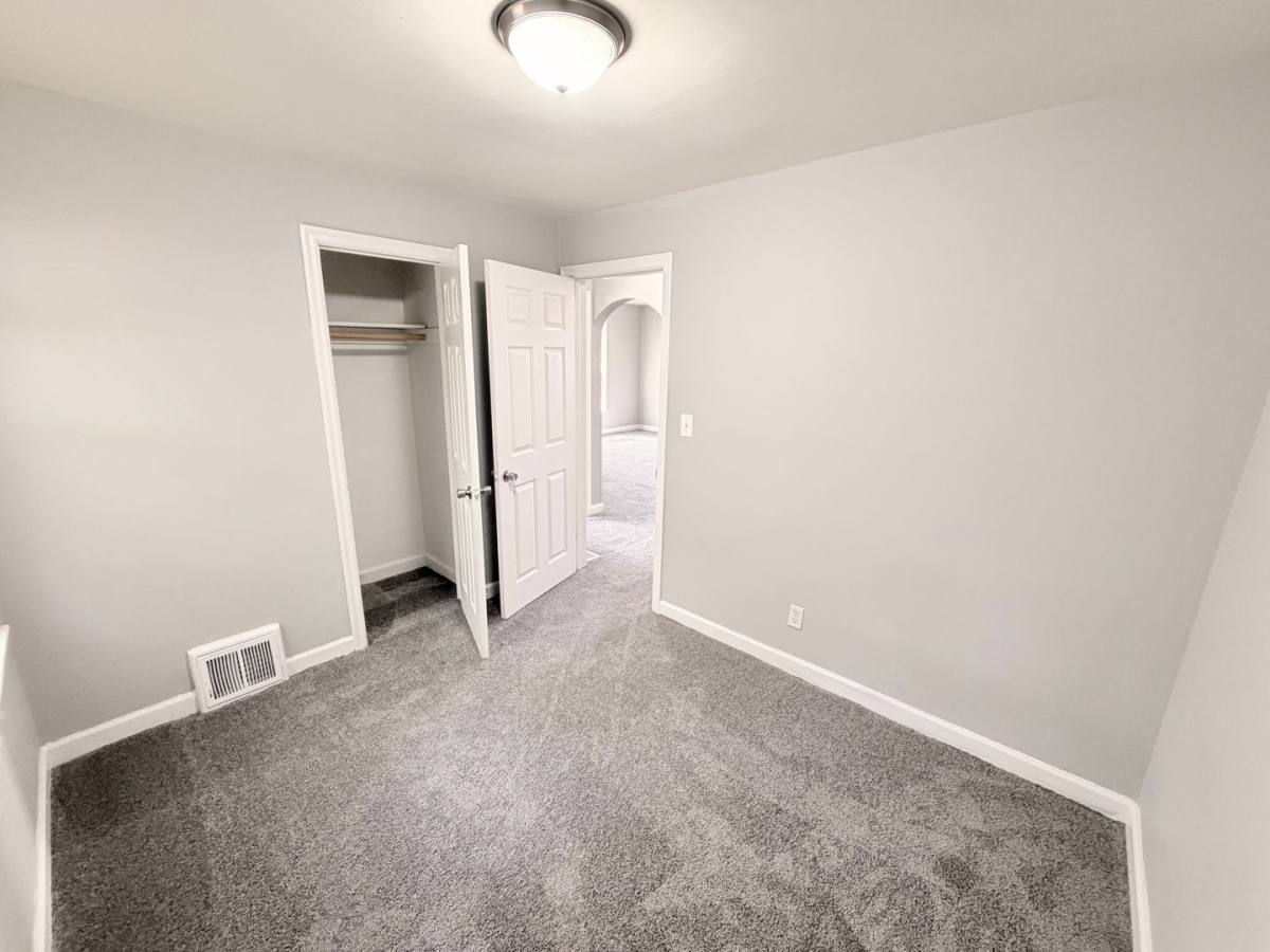 House for rent at 1207 N McCoy St, Independence, MO 64050