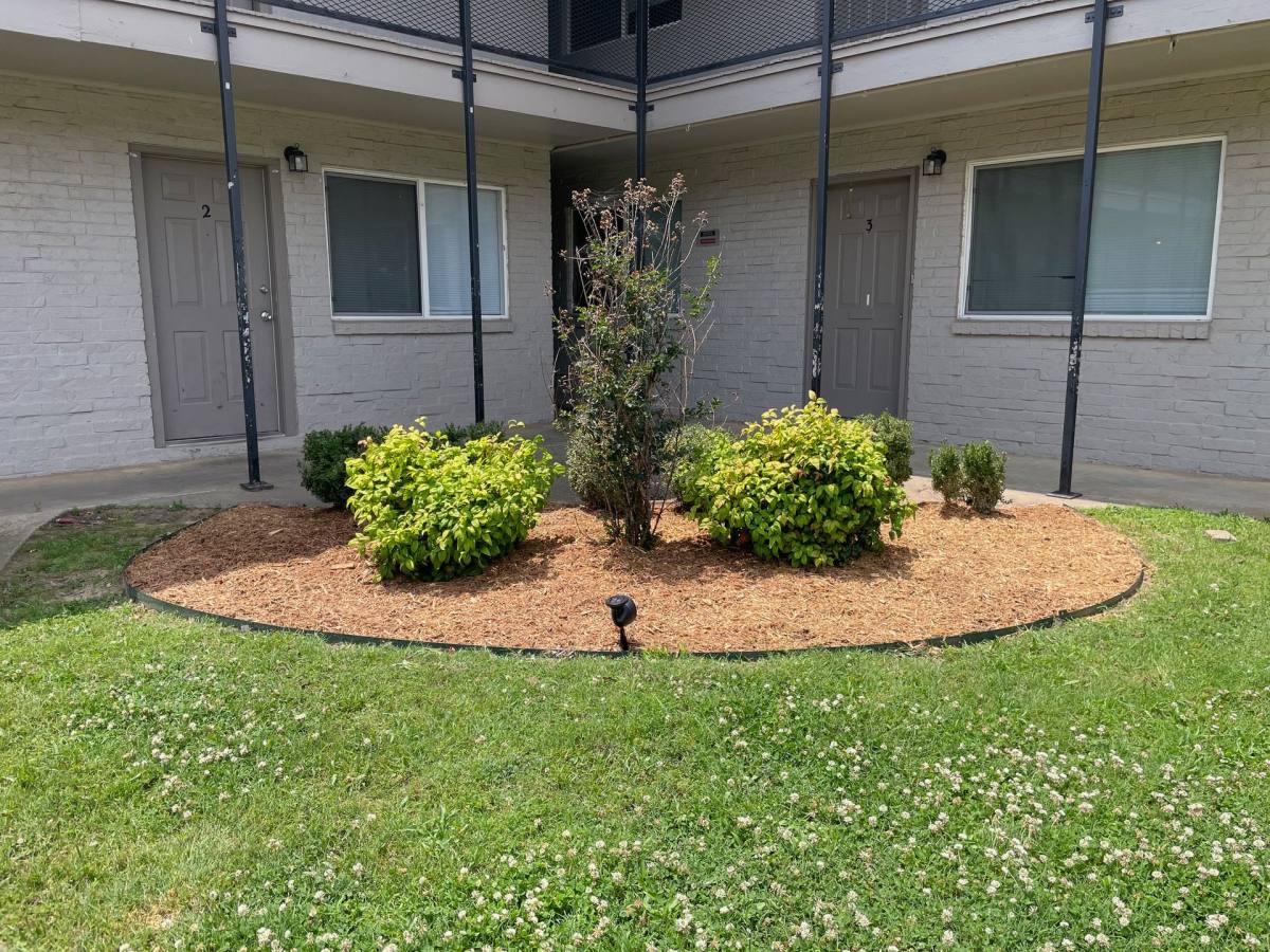 Apartment for rent at 2023 Dallas St, Fort Smith, AR 72901