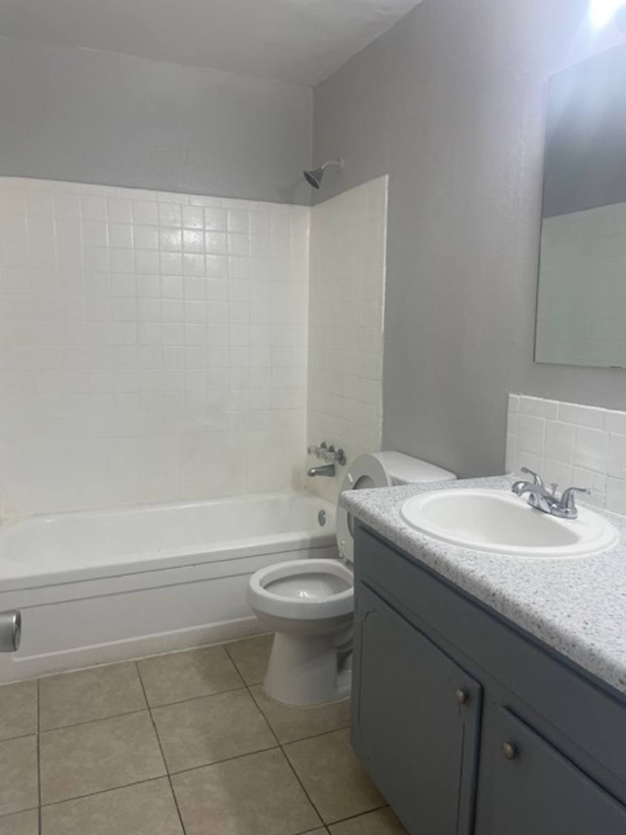 Apartment for rent at 2023 Dallas St, Fort Smith, AR 72901