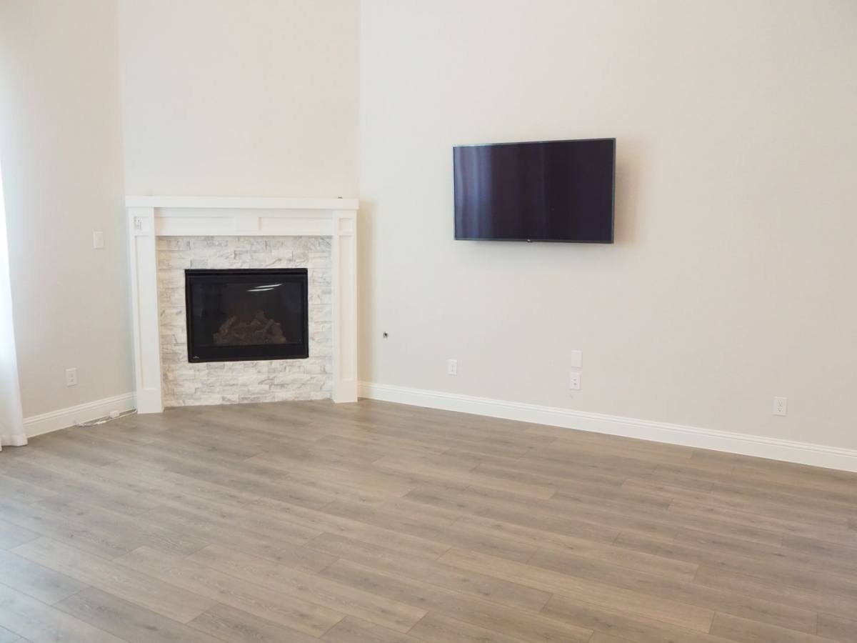 House for rent at 321 Oak Hollow, Little Elm, TX 75068