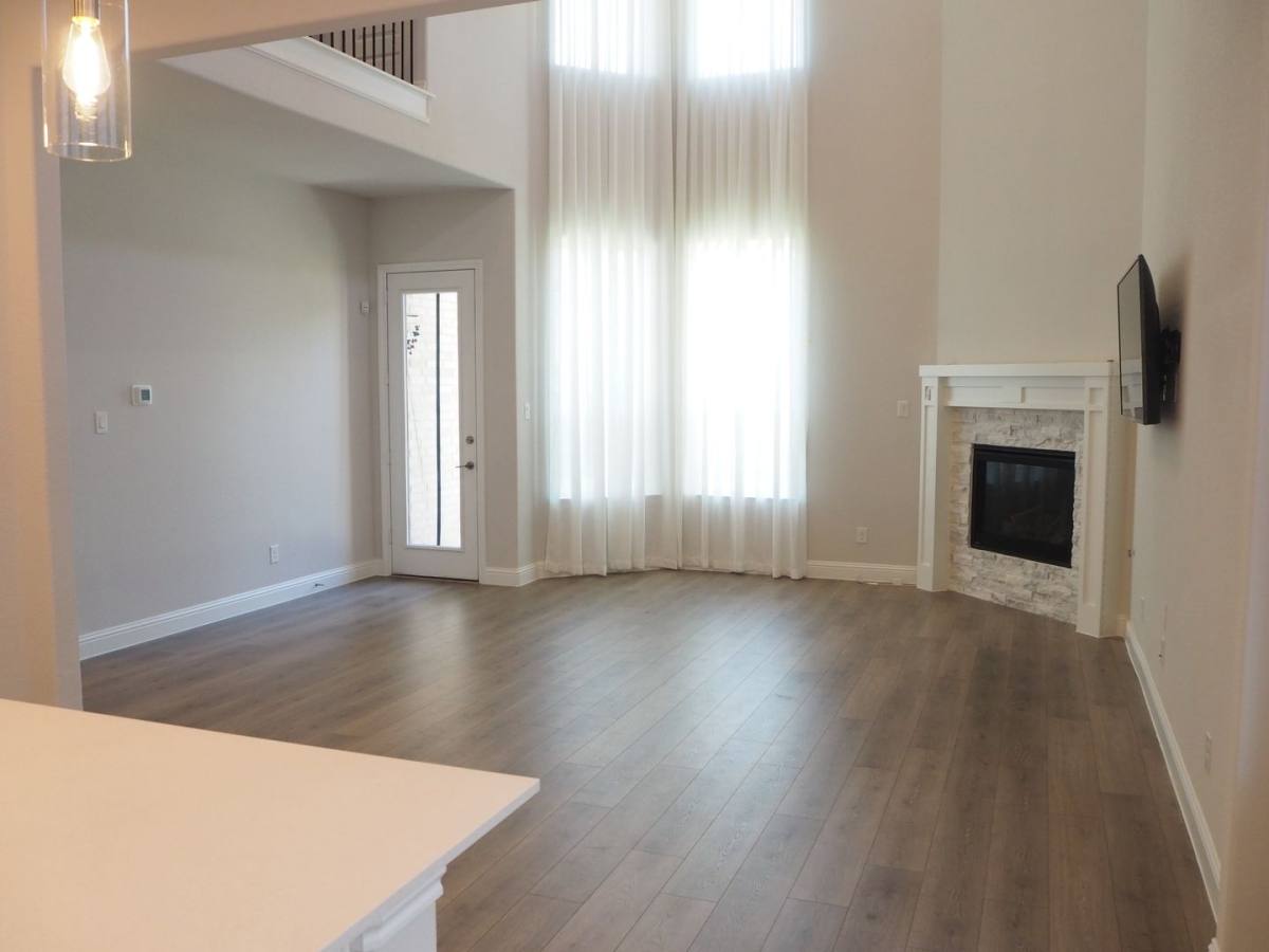 House for rent at 321 Oak Hollow, Little Elm, TX 75068