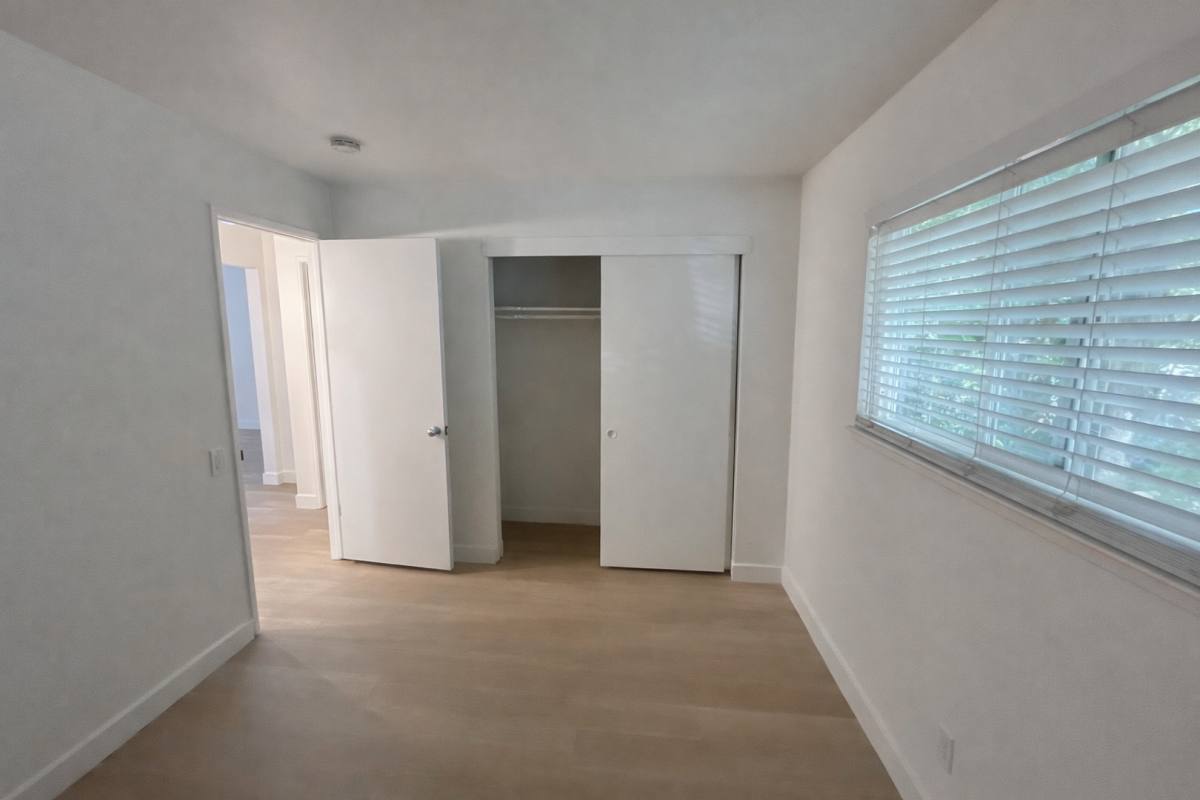 Apartment for rent at 516 K St, Davis, CA 95616