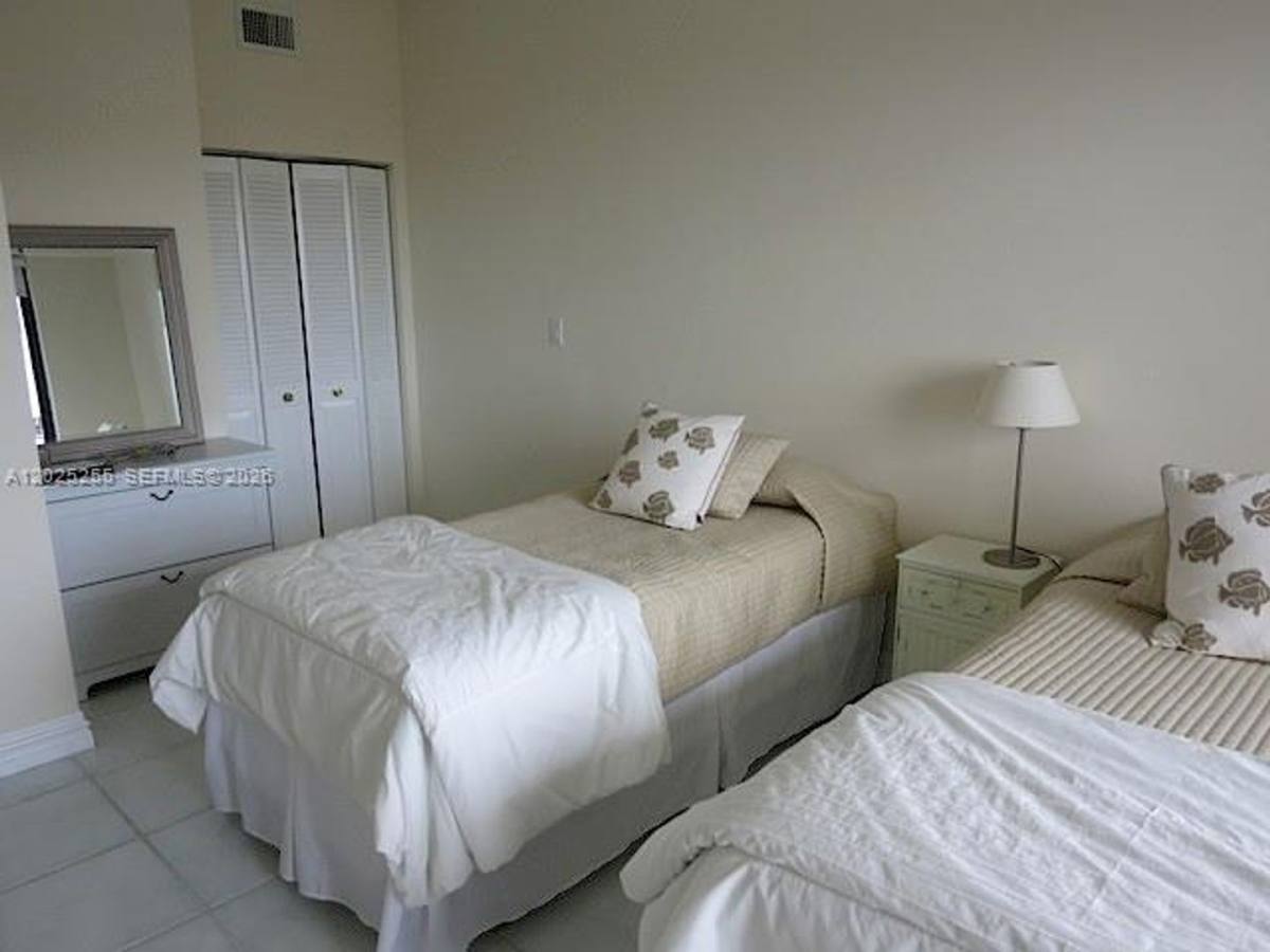Apartment for rent at 201 Crandon Blvd, Key Biscayne, FL 33149